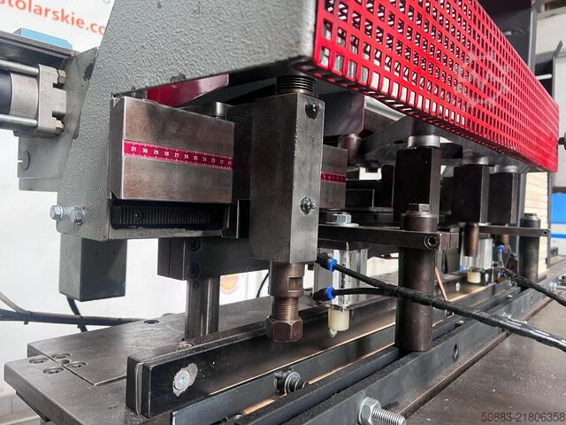 Mehrspindelbohrmaschine Comec FMC 900+ AGG