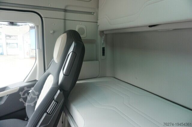 Standard trækkerunit Ford Trucks F-MAX 4x2 NEU Sonderpreis Vorführmaschine