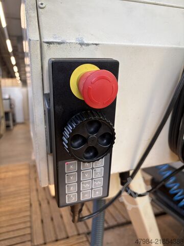 Vertical machining center DECKEL MAHO MH 600 B
