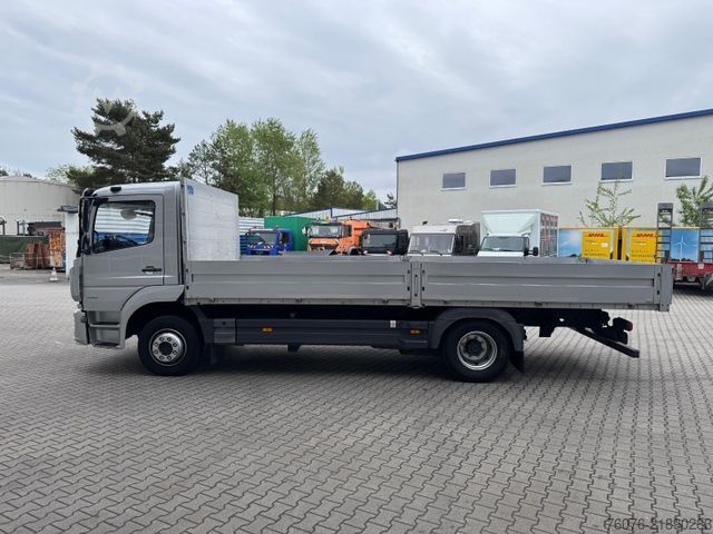 Ciężarówka z płaską platformą MERCEDES-BENZ Atego 1221 L Pritsche 6.2m Klima AHK