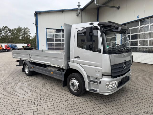 Ciężarówka z płaską platformą MERCEDES-BENZ Atego 1321 L Pritsche 6.2m Klima AHK