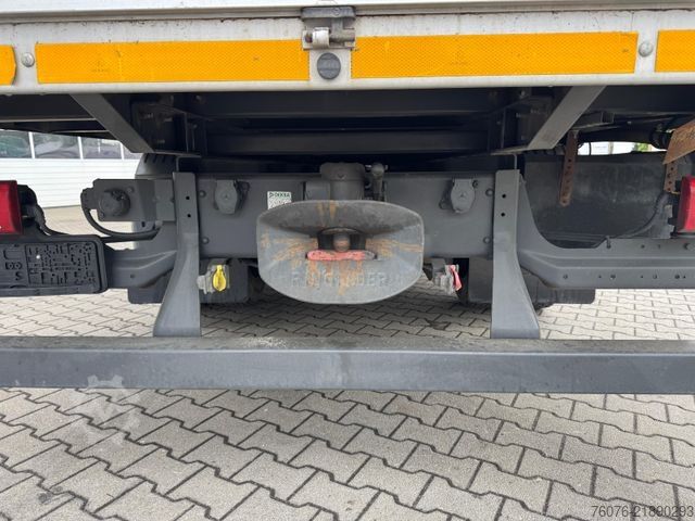 Ciężarówka z płaską platformą MERCEDES-BENZ Atego 1321 L Pritsche 6.2m Klima AHK