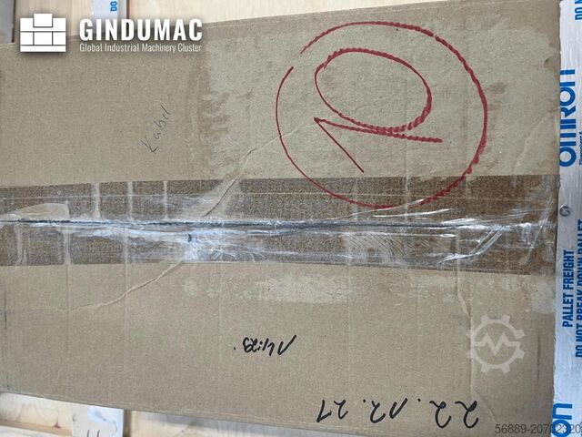 Braccio robotico OMRON Quattro 800HS with Platform P30