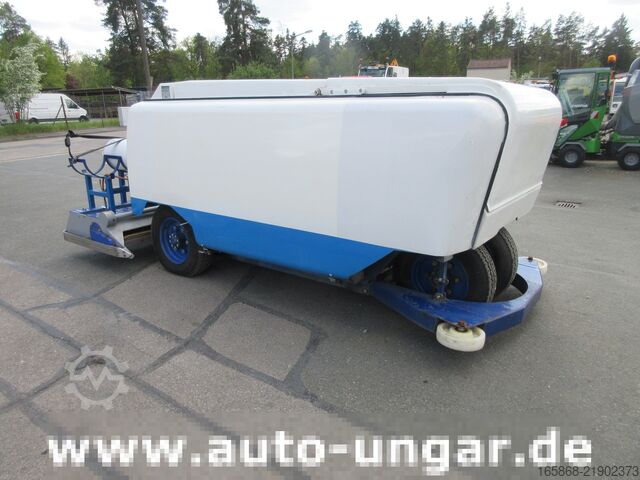 Maszyna do odnawiania lodu Dupon OKAY 3000 Gas OK Matic Ice Resurfacer E