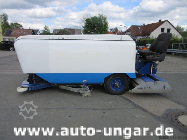 Maszyna do odnawiania lodu Dupon OKAY 3000 Gas OK Matic Ice Resurfacer E