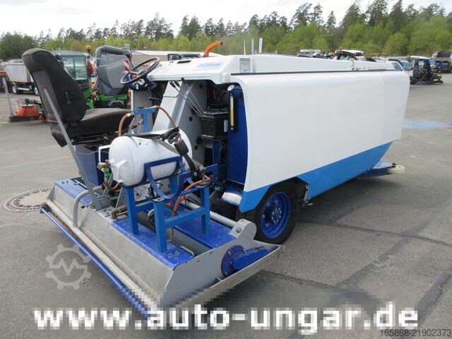 Maszyna do odnawiania lodu Dupon OKAY 3000 Gas OK Matic Ice Resurfacer E