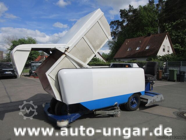 Maszyna do odnawiania lodu Dupon OKAY 3000 Gas OK Matic Ice Resurfacer E