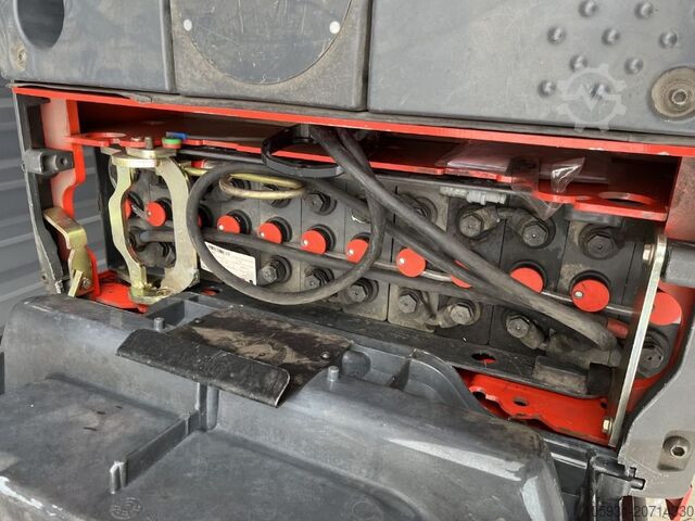 Yaya istifleyici Linde L12L