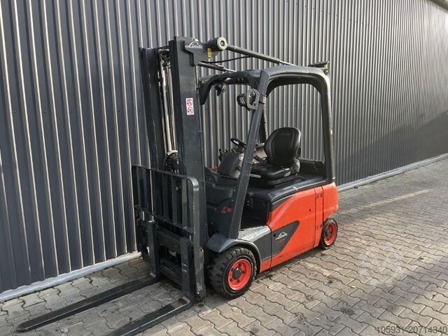 Stivuitor electric cu 4 roți Linde E16P-02