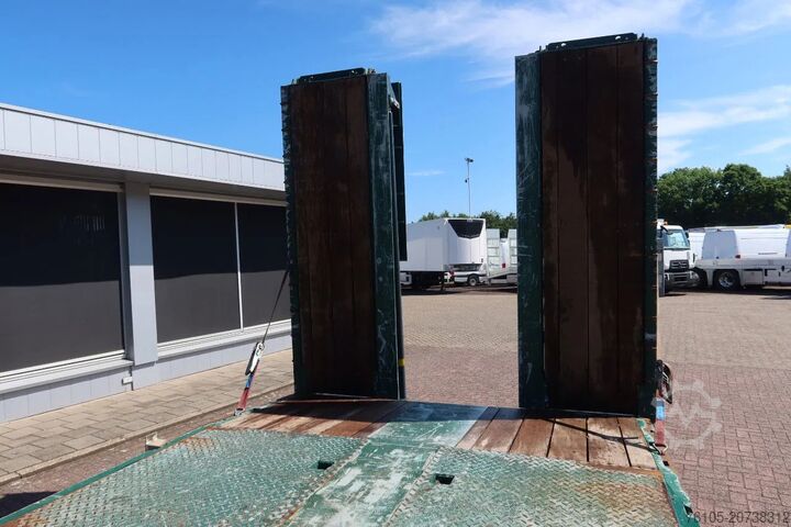Low loader Nooteboom Semidieplader + Hydraulisch Rampen