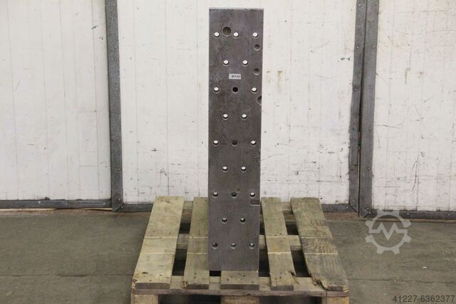 Clamping angle with threaded hole M20 unbekannt 995/197/H995 mm