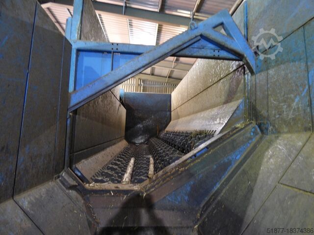 Debarker i Chipper Brunette