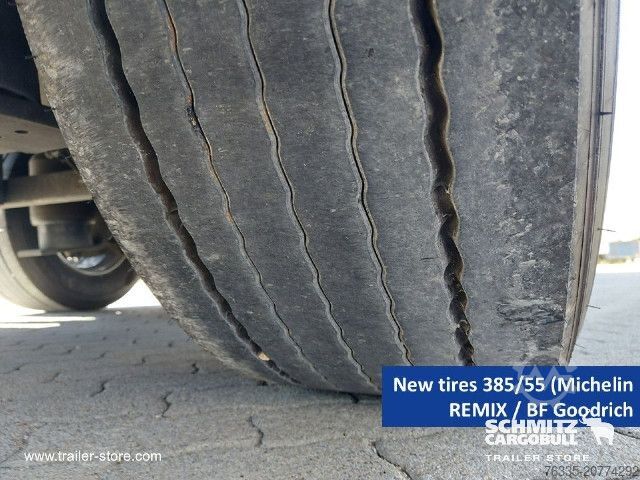 Öppen semitrailer med kapell Schmitz Cargobull Curtainsider Mega