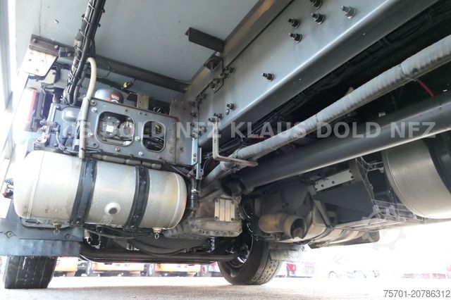 Refrigerated truck RENAULT T 460 Kühlkoffer Carrier Vollluft LBW Euro 6