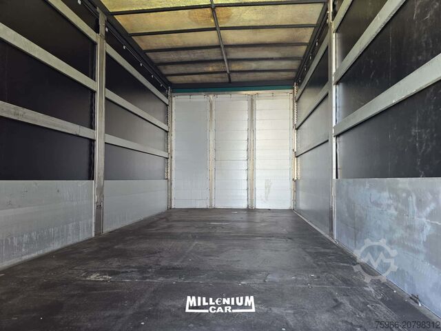 Flatbed truck with tarp MAN TGM 18-340 CENTINATO 5,60 EURO 6