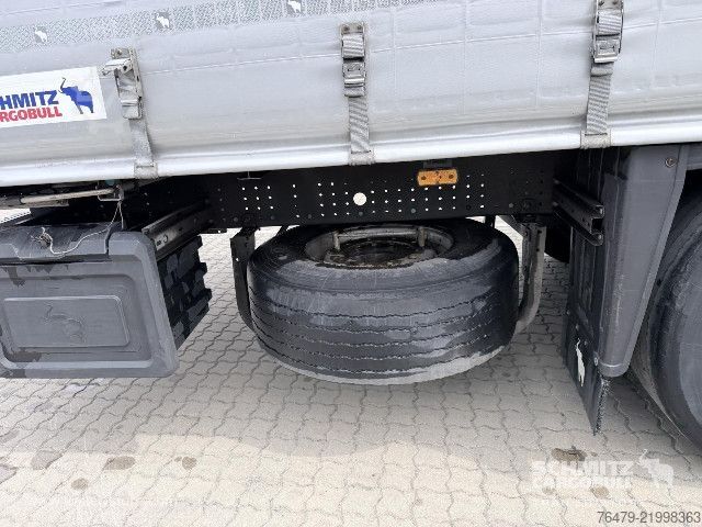 Semirimorchio con telone Schmitz Cargobull Curtainsider Standard