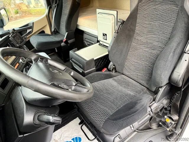 Standard-SZM Mercedes-Benz Actros 1845 StreamSpace/Retarder/Kipphydraulik/Eu6