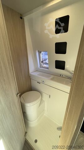 Caravan/camper Fiat Weinsberg Carabus 600 K | 4 Posti Letto | Completamente Attrezzato