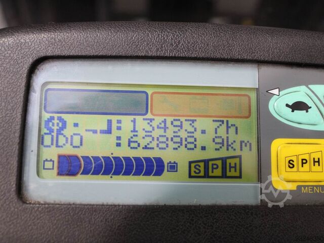 Elektrikli 4 tekerlekli forklift Toyota 7 FBMF 35