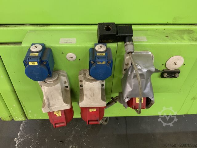 Sprøjtestøbemaskine ENGEL Duo 16050 / 2300