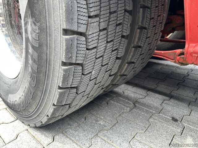 Sklápěcí vůz Volvo FMX 500 8X4 Tridem