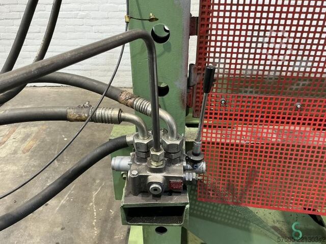 Υδραυλική πρέσα Linde HPR 200t D=1900mm 2009 Linde 