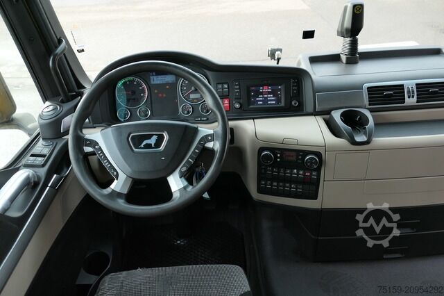Autocamion cu caroserie interschimbabilă man TGX 26.420 6x2 KLIMA AHK Lenkachse