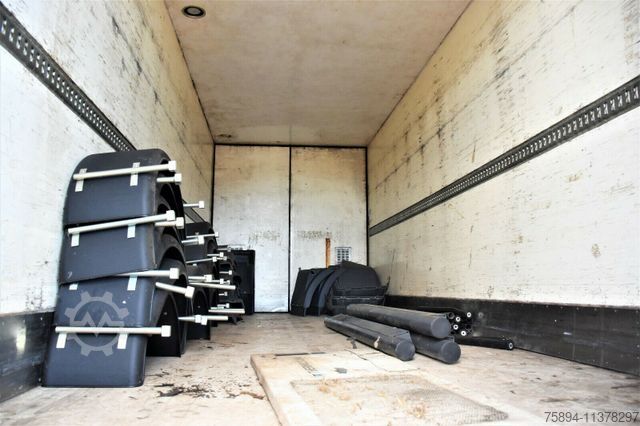 Remolque frigorífico ROLFO C201 KÜHLKOFFER 7,71 m*