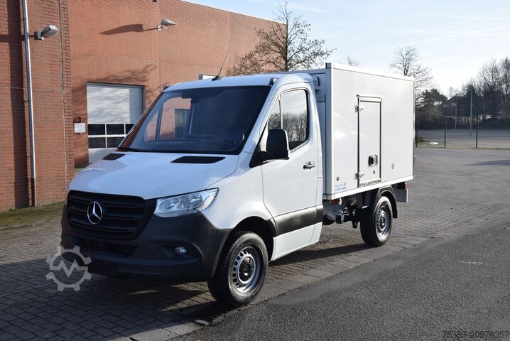 Véhicule utilitaire Mercedes-Benz Sprinter  317 Tiefkühkoffer -20 Stand Fahrk Navi