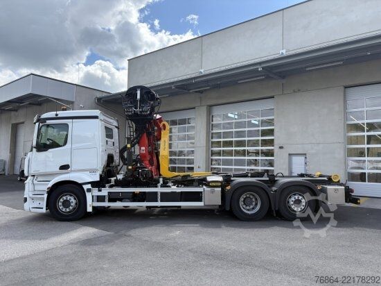 Camion benne MERCEDES-BENZ ACTROS 2551 6X2, PALFINGER-ABROLLKIPPER MIT SCHROTTKRAN,  LENK-LIFTACHSE, EURO 6