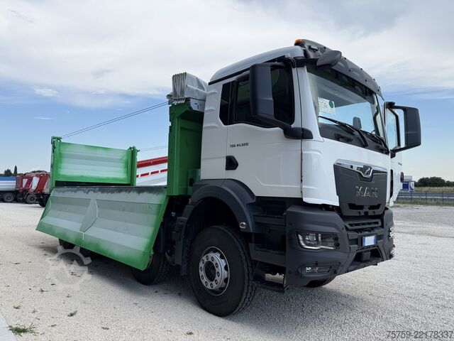 Camion-benne tricar MAN TGS 41.520 40Ton 8x4 Euro6 KIPPER 18cbm