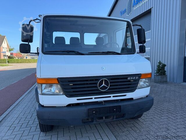 Camion de transport d'automobiles Mercedes-Benz Vario 614, Tijhof Galvaniced Car transporter