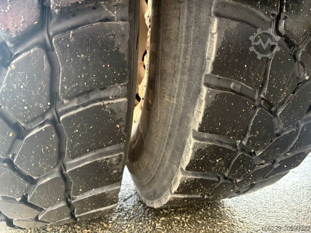 Standardowy ciągnik siodłowy MERCEDES-BENZ 1846 HAD Arocs / 4x4x