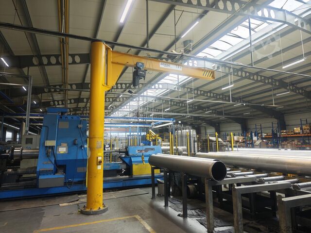 Machinery, workshop equipment & much more  