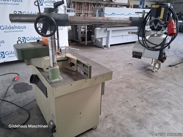 Tabla freze makinesi SCM T 130