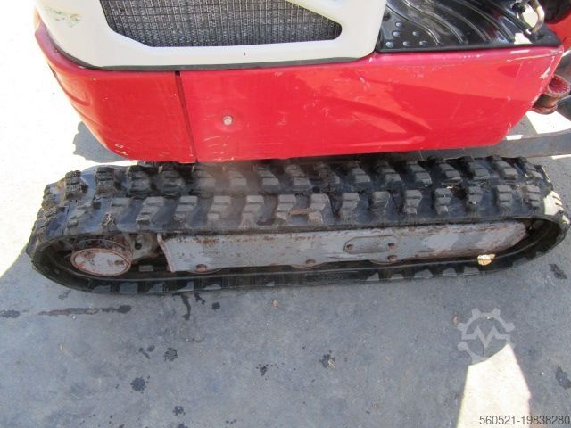 Minibagger Takeuchi TB 210R - mechan. Schnellwechsler +3 Löffel