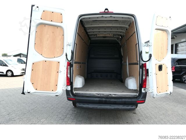 High top van MERCEDES-BENZ Sprinter 317 CDI L2H2 Klima Navi 9G-Tronik MOPF