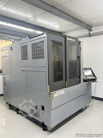 Máquina de erosão por fio CNC Sodick AQ750L