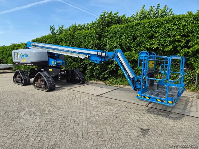 Platforma teleskopowa Genie S-65 XC Trax