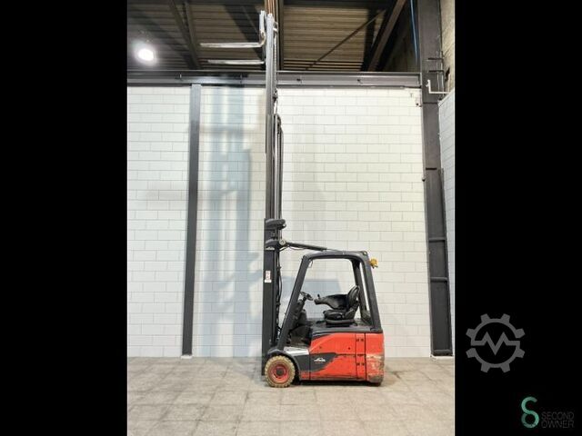 Empilhador Linde E16-02