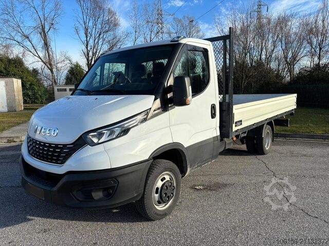 Sabit gövde Iveco Daily 35