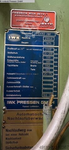 Excentrisk press - enkelkolonn IWK PEKRD 200