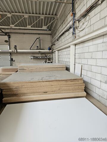 Transportador automático de tableros para muebles TOMASSINI