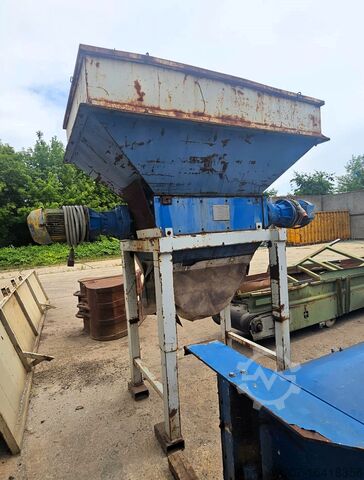 Shredder, roterende schaar 22kW Eric Schomberg ES60/120 2x11kw