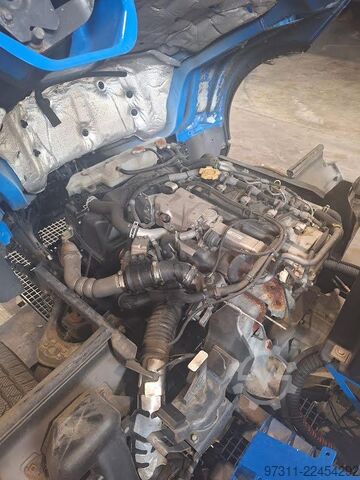 Piattaforma aerea montata su camion Ruthmann TBR 220 / NISSAN CABSTAR