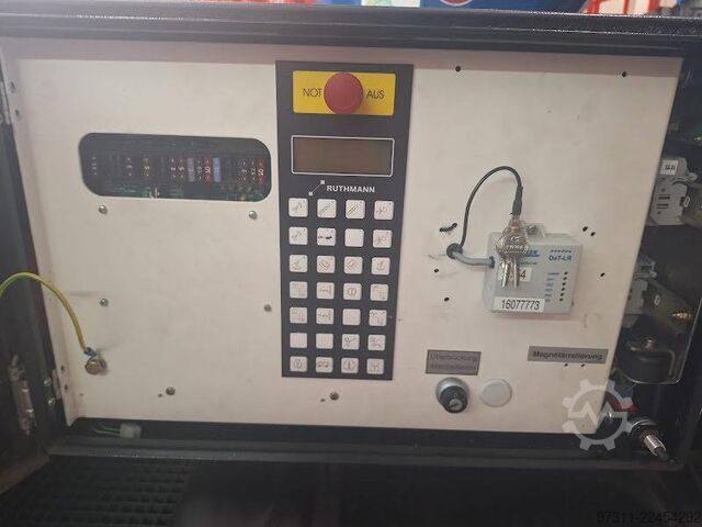 Piattaforma aerea montata su camion Ruthmann TBR 220 / NISSAN CABSTAR