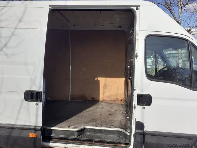 Box van înalt + lung Iveco 35S13 Kastenwagen Hoch+Lang