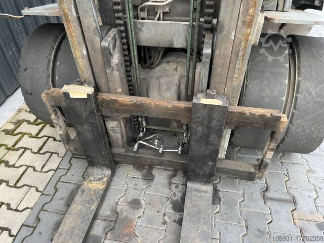 Diesel gaffeltrucks Nissan W1F4A45Y