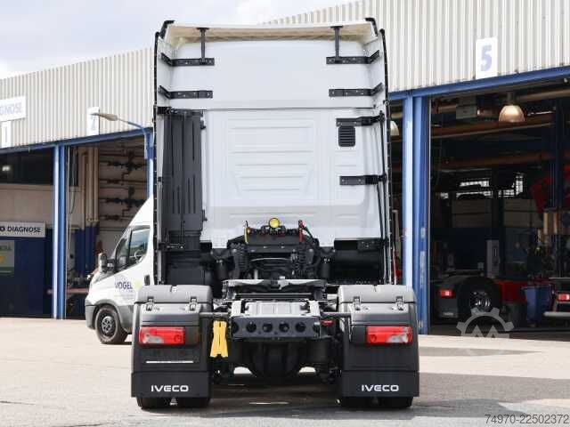 Standardní tahač Iveco S-Way AS440S50T/P