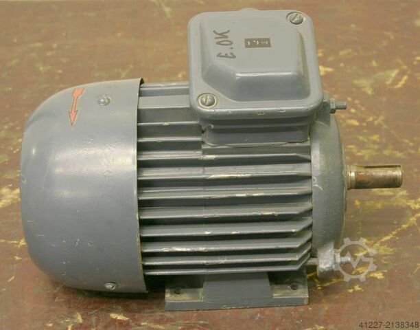 Silnik elektryczny 0,55 kW 1370 RPM Stankoimport 4AX71A493